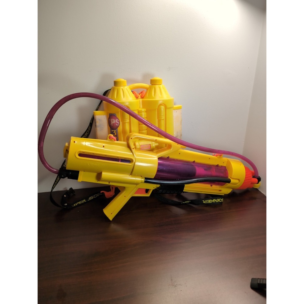 Larami Super Soaker CPS 3200 - Backpack Water Gun Blaster - Read Flaws